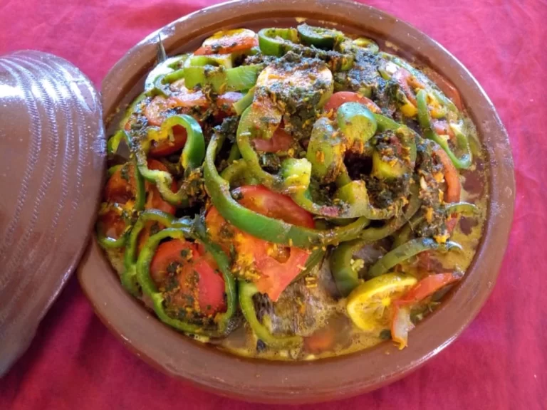 Our services in Akhfenir: restaurant, 4x4 base and fishing activities